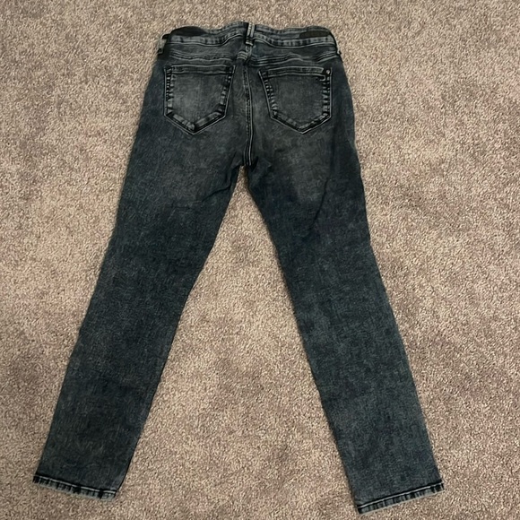 Mavi Ada Mid Rise Distressed Dark Blue Wash  Boyfriend Jeans 24X27 - Picture 10 of 13
